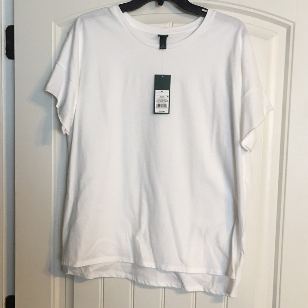 NWT Wild Fable boxy fit T-shirt